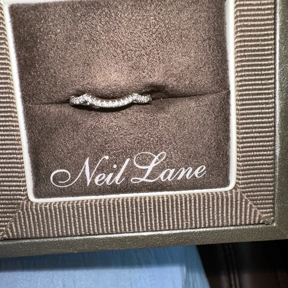 Neil Lane Silver Diamond Ring - Picture 2 of 6